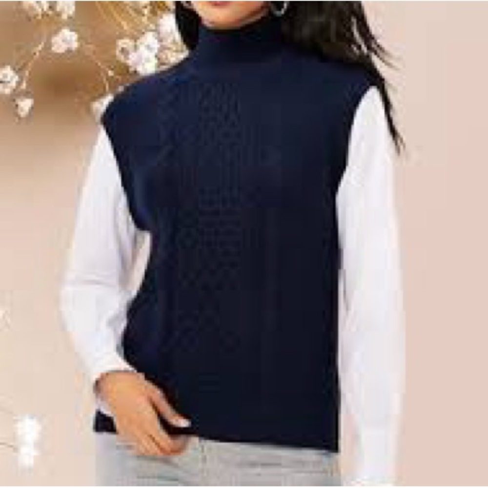 LOFT MIXED MEDIA NAVY CABLE KNIT SWEATER WHITE SLEEVES EUC WORN ONCE